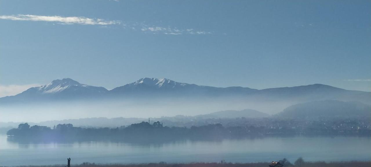 Montana Lake View Ioannina Buitenkant foto